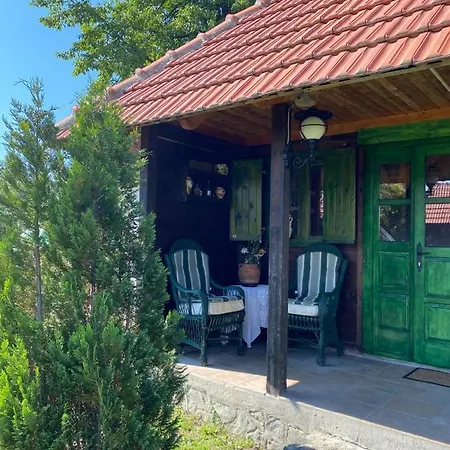 Apartment Camp Viljamovka *